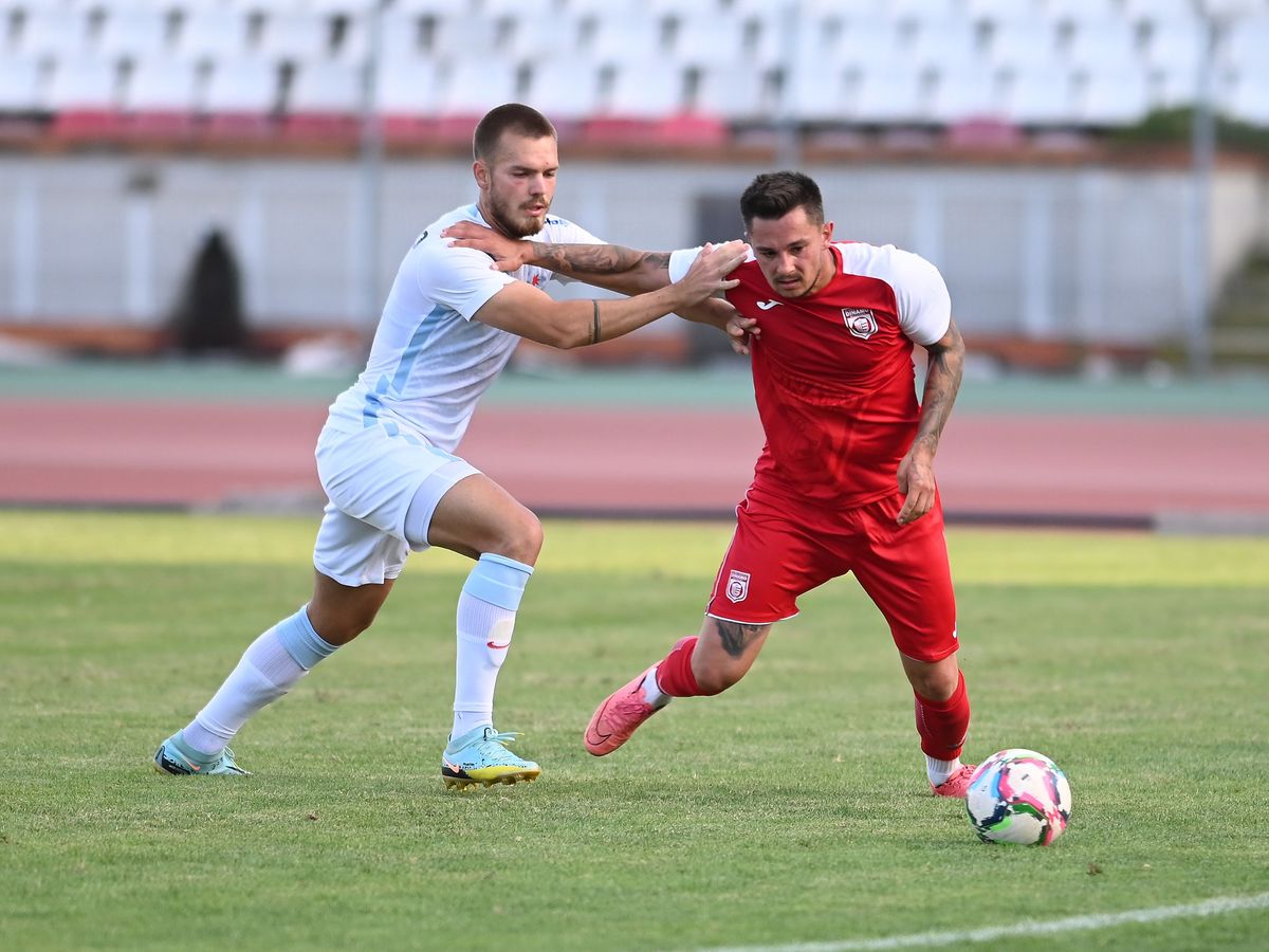 CS Dinamo - FCSB 2 » Vlad Nedelea & facebook.com/FCSBOfficial