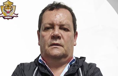 Președintele unui club de fotbal, asasinat la ieșirea din stadion, sub privirile fiicei lui, după eșecul în fața rivalei