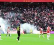 Derby-ul Ajax - Feyenoord, oprit de ultrași în minutul 55! » Incidentele au escaladat: haos la porțile stadionului