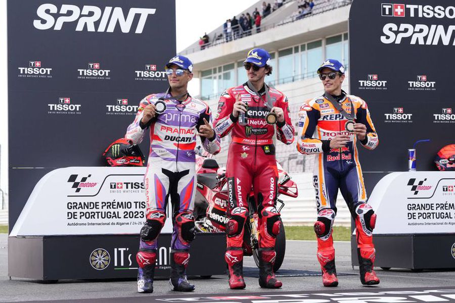 Primele turniruri din grupele Cupei României + Start la CM de gimnastică