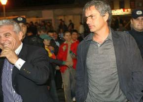 Ioan Becali l-a sunat pe Mourinho: „Voiam să vorbesc cu «capo»” » A comentat momentul spumos de la Tiraspol, când antrenorul îi pronunță numele