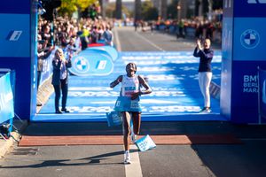 Recordul mondial la maraton, zdrobit! » Etiopianca Tigst Assefa a coborât cu peste două minute sub reperul precedent
