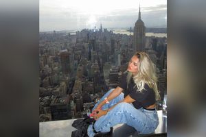 Soția fotbalistului român a izbucnit: „Aici în fiecare zi e împușcat cineva. Fac atac de panică la cinema”