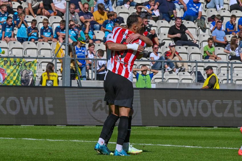 Virgil Ghiță (26 de ani), fundașul central al celor de la Cracovia, a marcat un nou gol în Polonia. A făcut-o în eșecul cu Sandecja, scor 2-3. / foto: Imago Images