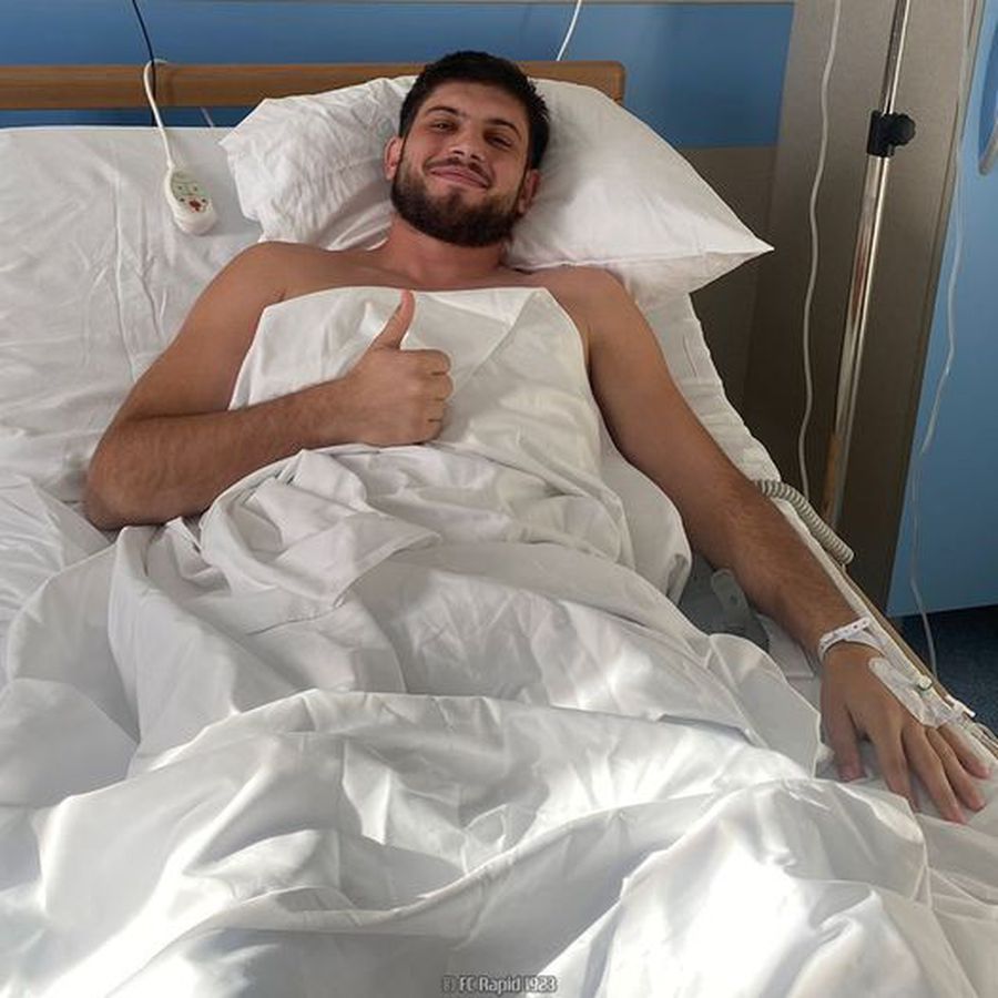 Un fotbalist important al Rapidului s-a operat de hernie de disc » Fotografie de pe patul de spital