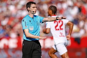 Arbitru de top la FCSB - RFS