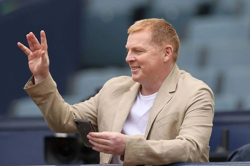 Neil Lennon a revenit la postul de comentator sportiv și analist în Scoția. Foto: Imago Images