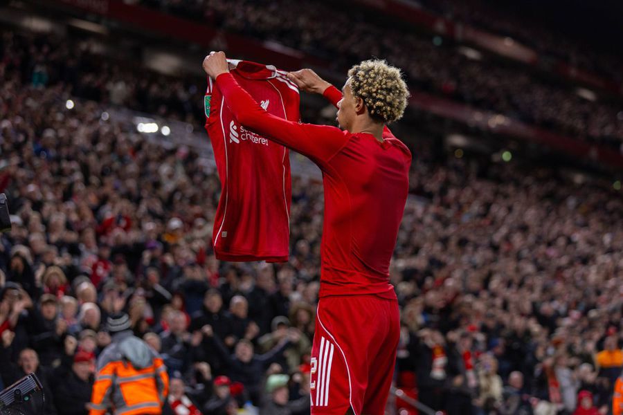 Arne Slot îl face praf pe fotbalistul de 95 de milioane de euro: „Gest stupid și inutil”