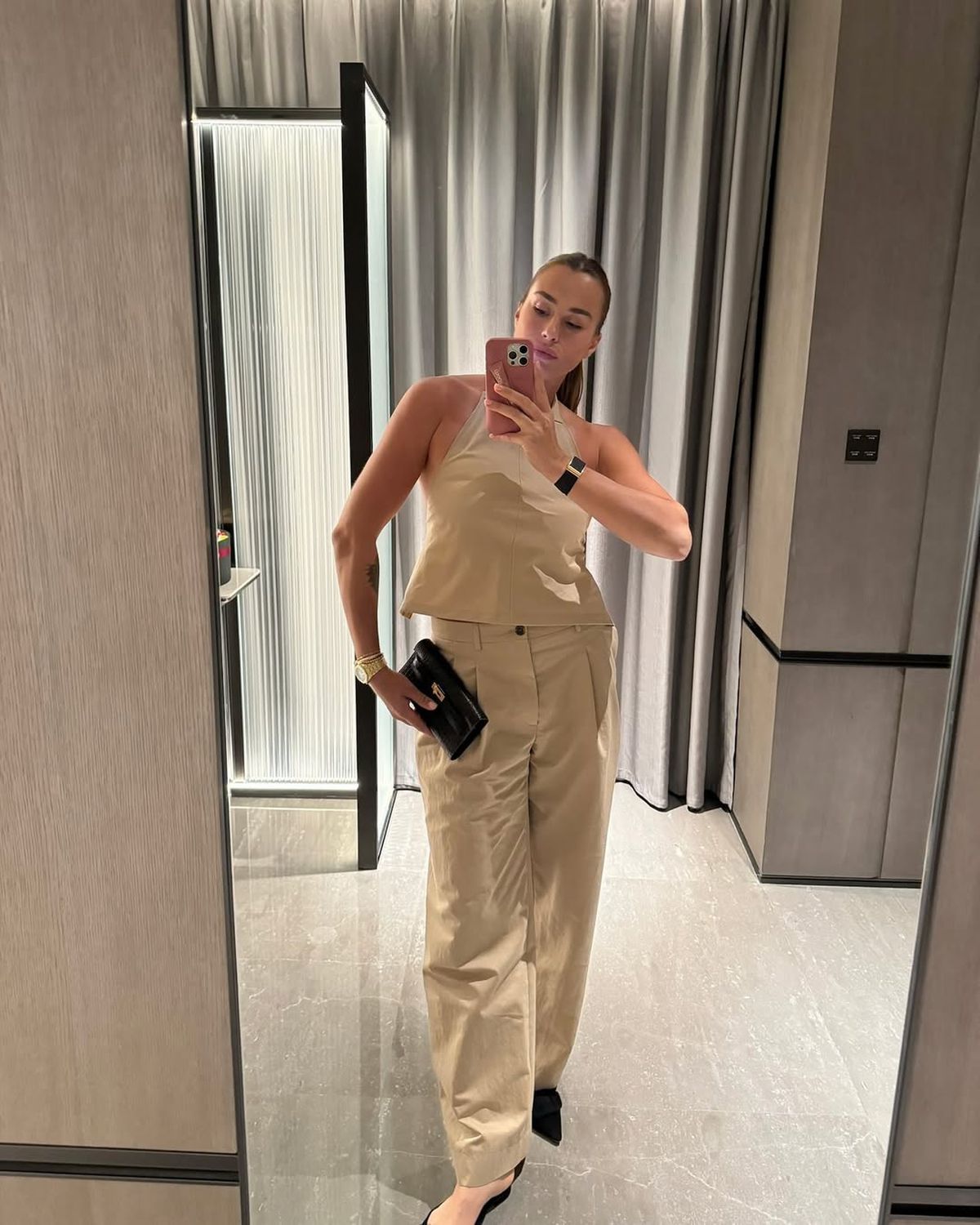 Aryna Sabalenka, liderul WTA, a șocat audiența » Ipostaze la limită, împreună cu sora mai mică