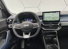 Nemții au reinventat modelul Dacia » Schimbări impresionante: cum arată acum mașina tunată
