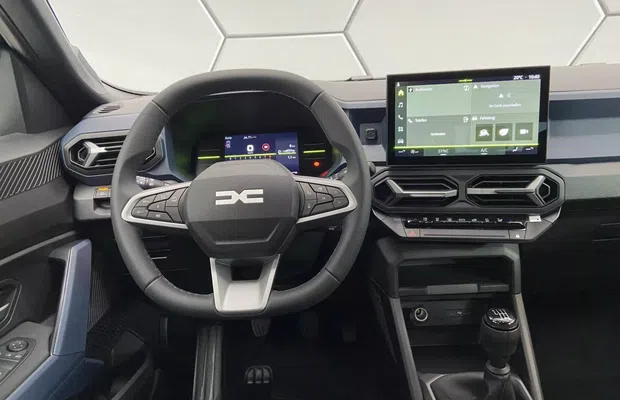 Nemții au reinventat modelul Dacia » Schimbări impresionante: cum arată acum mașina tunată