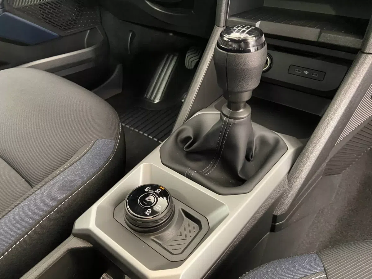 Nemții au reinventat modelul Dacia » Schimbări impresionante: cum arată acum mașina tunată