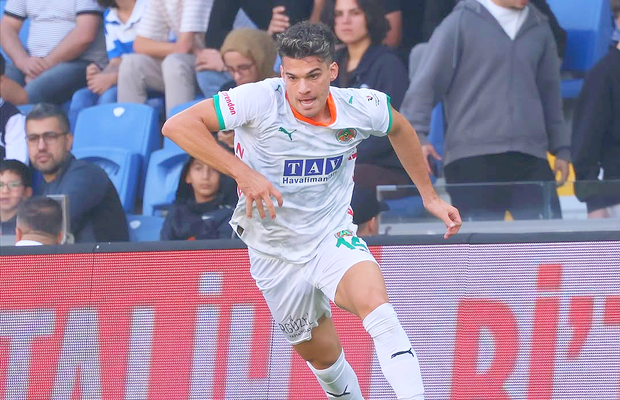 Scoțienii nu l-au uitat pe Ianis Hagi » Ce au scris după golul fabulos al românului