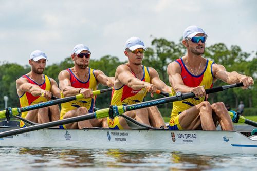 Ștefan Berariu, Sergiu Bejan, Andrei Mândrilă și Ciprian Tudosă, barca de 4 rame Foto: FR Canotaj/Balint Czucz