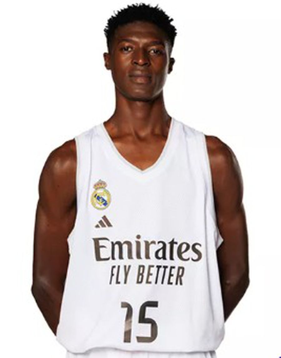 Real Madrid a prezentat un copil-minune de 11 ani, dar înfățișarea lui stârnește controverse: „Are 11 ani… de când a plecat din Mali!”