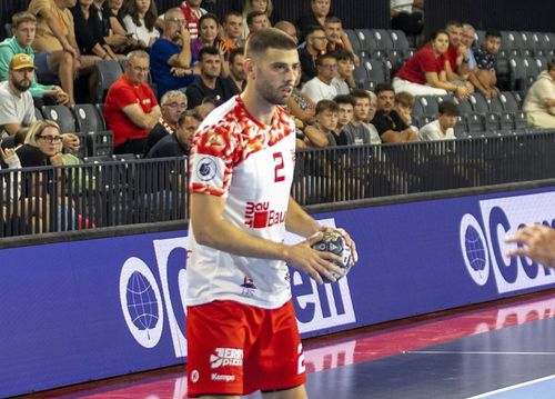 Dinamo a pierdut cu Veszprem // FOTO: Facebook @CS Dinamo Handbal