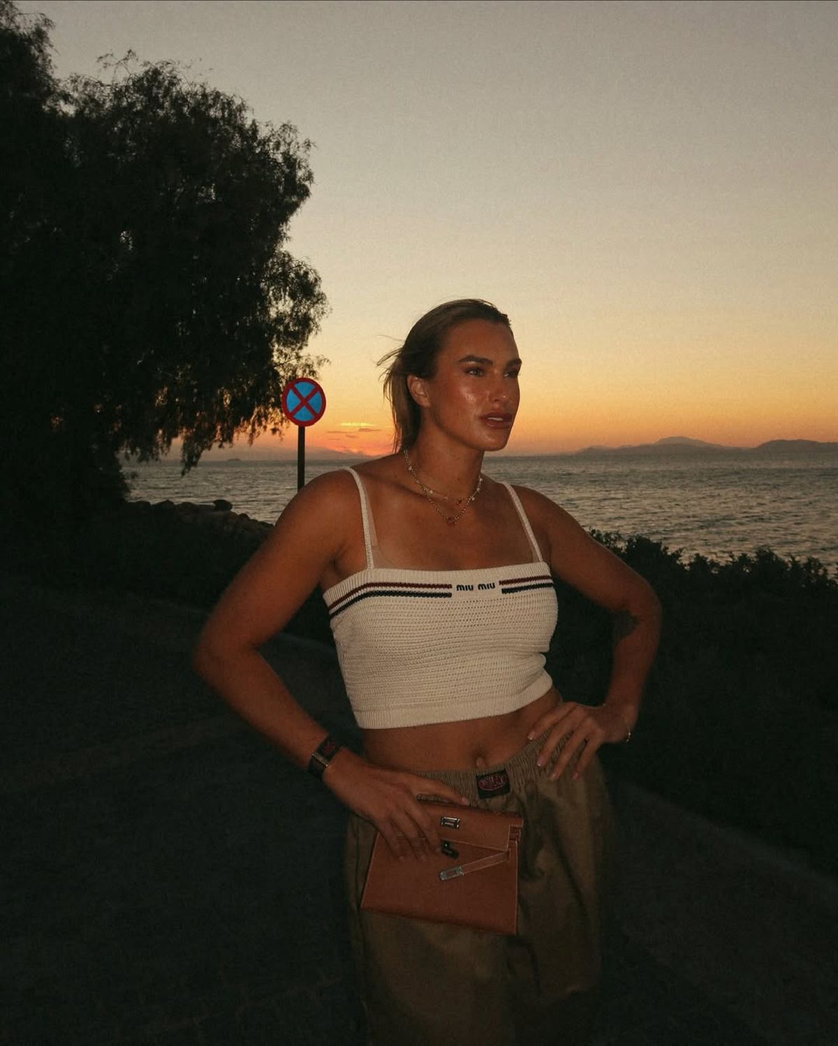 Aryna Sabalenka, liderul WTA, a șocat audiența » Ipostaze la limită, împreună cu sora mai mică