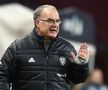 Marcelo Bielsa, 65 de ani, antrenorul lui Leeds, a efectuat o schimbare în minutul 20 al partidei cu Aston Villa, scor 3-0 // Sursă foto: Getty