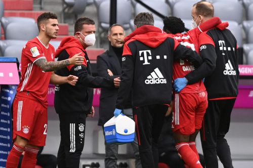 Bayern Munchen a suferit o pierdere importantă chiar în startul meciului din Bundesliga contra lui Eintracht Frankfurt. foto: Guliver/Getty Images