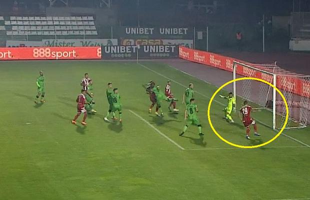 SEPSI - DINAMO. VIDEO Ocazie uriașă ratată de covăsneni! „Câinii”, la un pas să fie taxați în minutul 8