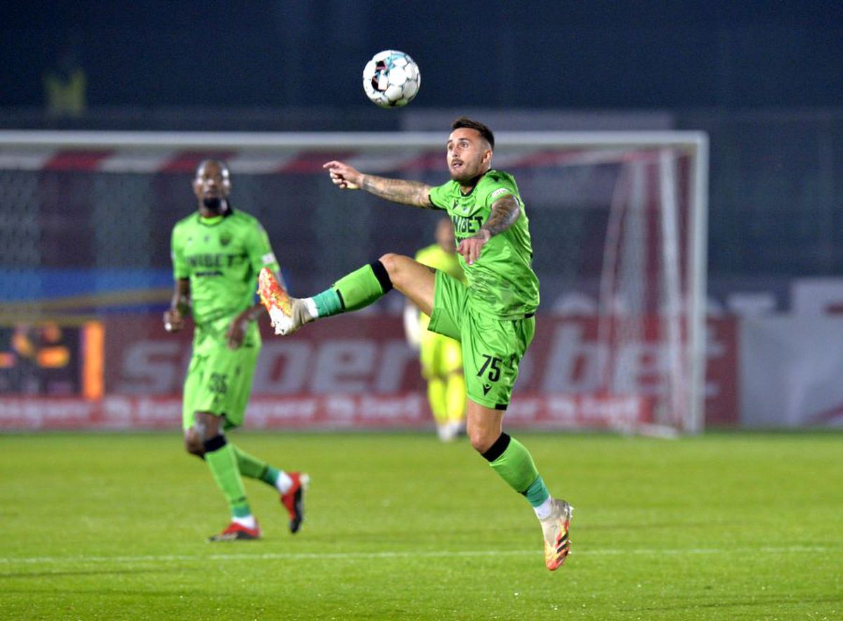 VIDEO Continuă criticile la adresa lui Dinamo: „N-are echipă!”