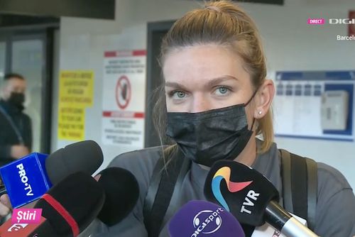 Simona Halep, pe aeroport // foto: captură DigiSport
