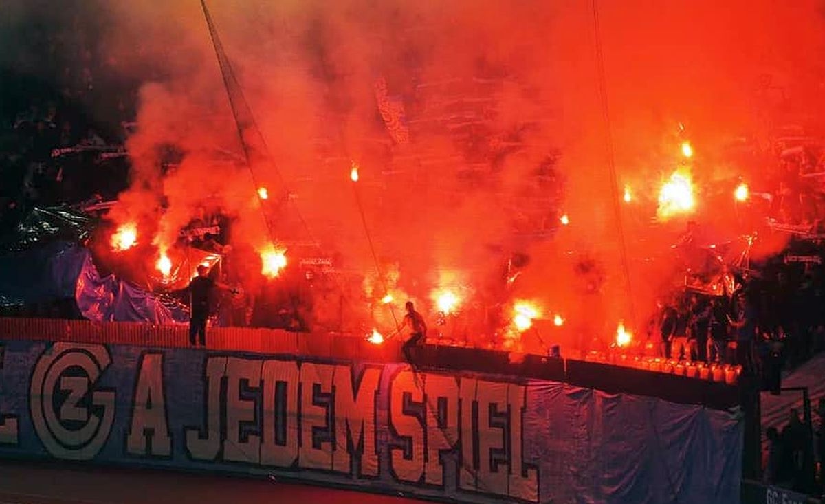 Vestul Sălbatic! Haos în toată regula în Europa: ultrașii au coborât pe pistă și au sărit la bătaie!