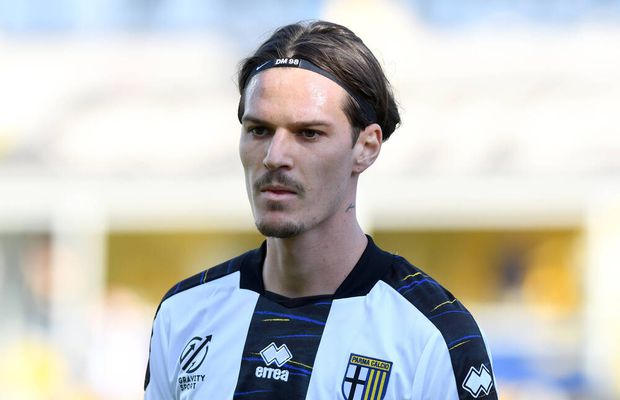 Dennis Man și Valentin Mihăilă au ajuns „rezerve de lux”, iar Parma a bifat prima victorie după 7 etape