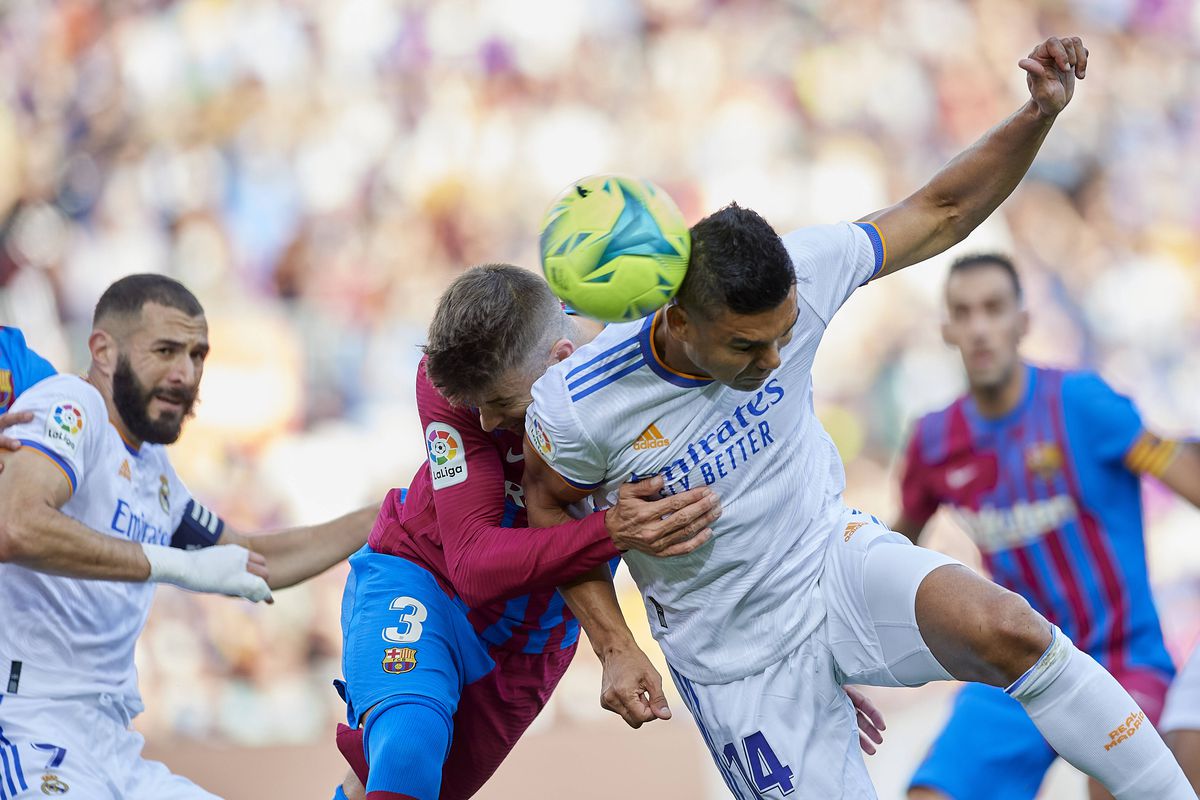 Imagini șocante după Barcelona - Real Madrid » Koeman, atacat de fanii catalanilor! Prima reacție