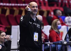 Coșmar pentru Costică Buceschi » Formația lui a condus cu 17-11 la pauza meciului de Liga Campionilor! Ce a urmat