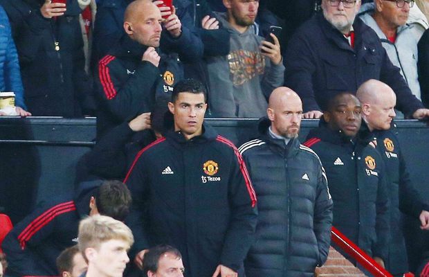 Erik Ten Hag, pus la colț de un jurnalist pentru tratamentul aplicat lui Cristiano Ronaldo: „Unul este unul dintre cei mai buni fotbaliști din toate timpurile, în timp ce celălalt abia a câștigat un meci în afara Olandei”