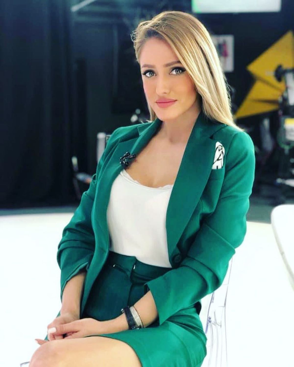 Iuliana Pepene - prezentatoare Antena 1