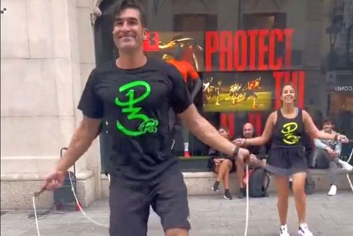 Îl recunoști? A câștigat Liga Campionilor, iar acum a fost filmat într-o ipostază incredibilă pe stradă