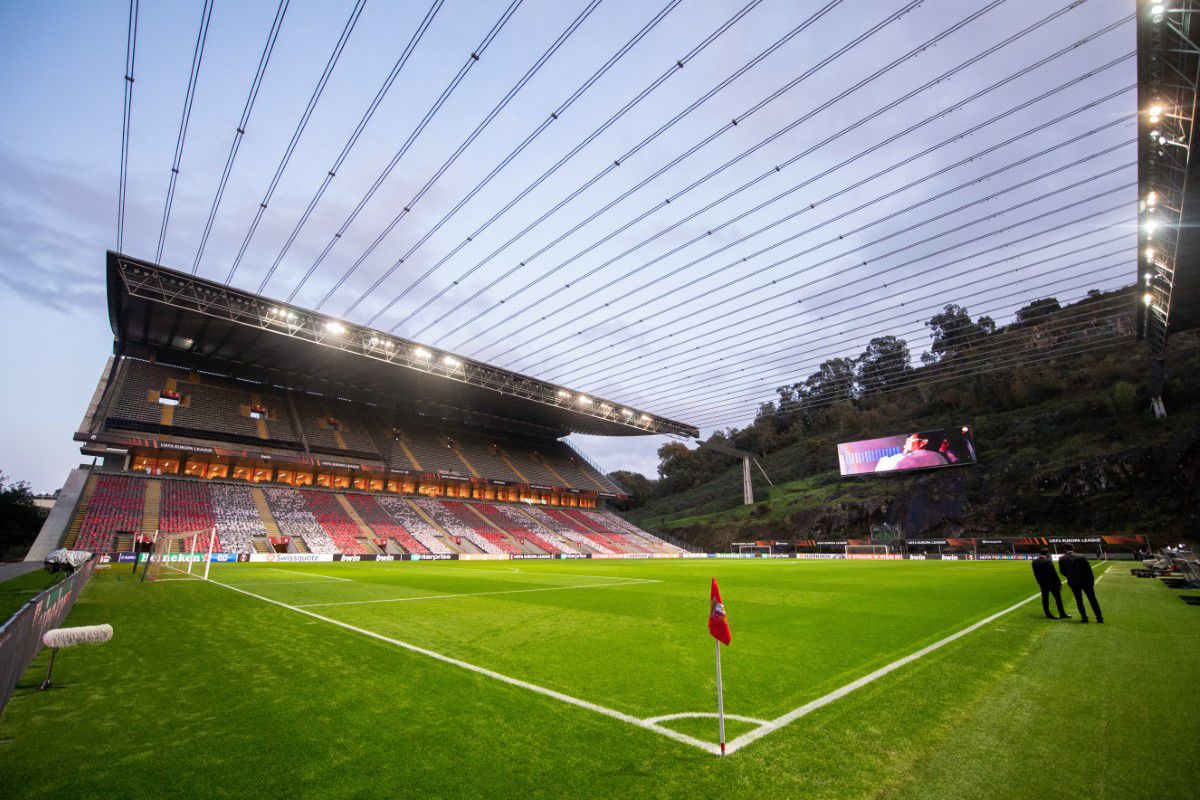 WOW! Aici trebuie să joace Real Madrid! Imagini superbe cu un stadion unic: „Cel mai dificil proiect”