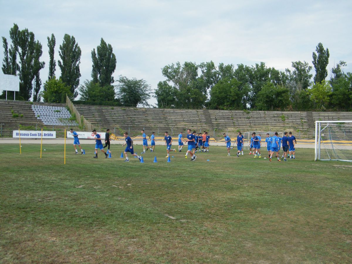 Stadion din Brăila, inundat la meciul cu Râmnicu Sărat