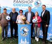 Suporterii Corvinului au venit în număr mare la prezentarea noului echipament și magazin