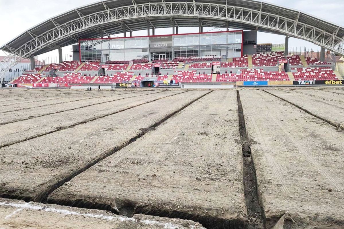Imagini spectaculoase: stadionul de 14 milioane din SuperLigă aduce a câmp de luptă!