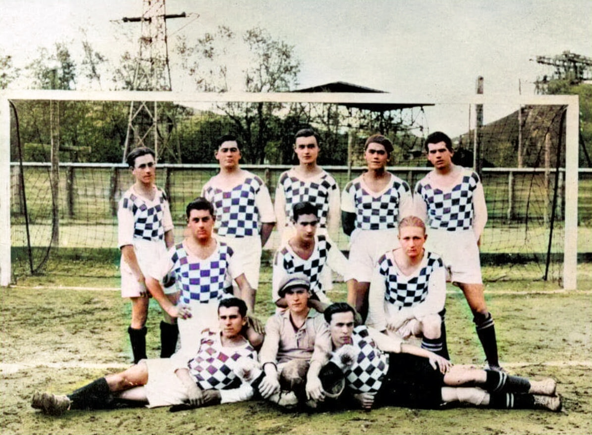 Corvinul Hunedoara și-a prezentat noul echipament și magazinul oficial