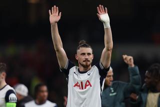 „Vulnerabil, o nouă prestație mixtă” » Ce notă i-au dat britanicii lui Radu Drăgușin după Tottenham - AZ Alkmaar