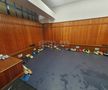 Gazeta a intrat în vestiarele miticului „Ibrox Park” » Detaliul istoric din camera lui Rangers, locul lui Ianis Hagi și cum arată acum cabina FCSB