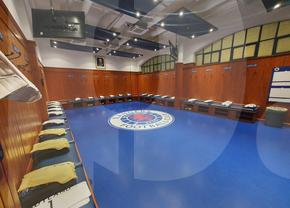 Gazeta a intrat în vestiarele miticului „Ibrox Park” » Detaliul istoric din camera lui Rangers, locul lui Ianis Hagi și cum arată acum cabina FCSB