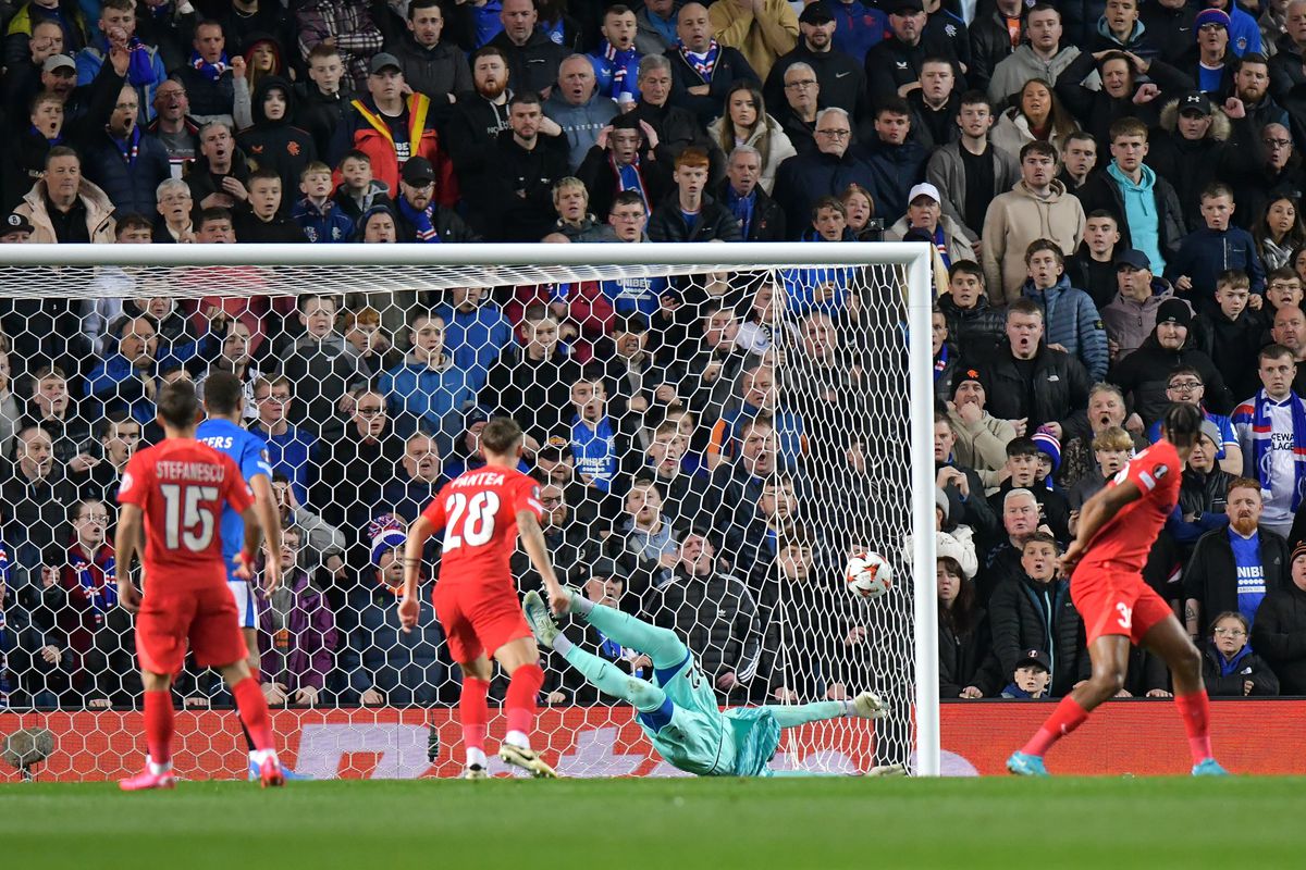 Reacția lui Philippe Clement, după Rangers - FCSB 4-0: „N-am crezut” + Ce a spus despre Ianis Hagi