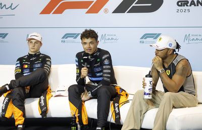 Lewis Hamilton i-a avertizat pe piloții McLaren: „Verstappen le va fura titlul dacă ei nu fac același lucru ca el”