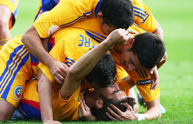 Are 35 de goluri în naționala României și propune o Academie revoluționară: „Am semnat cu Fiorentina, facem «bazine» în cartierele din București” + „Vom avea ceva frumos în 30 de ani”