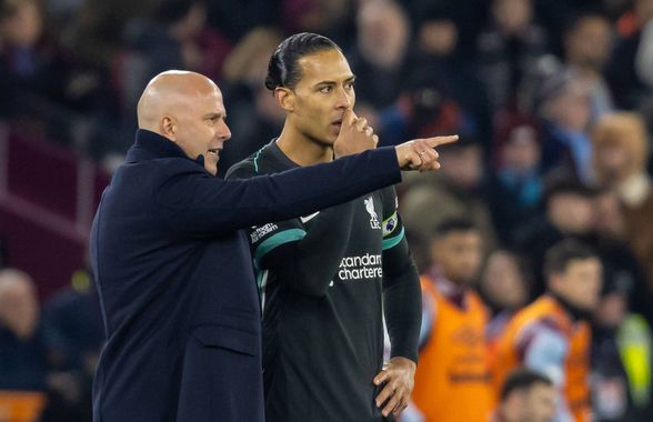 Momentul important care a schimbat atmosfera în vestiarul lui Liverpool » Întâlnire fără Arne Slot