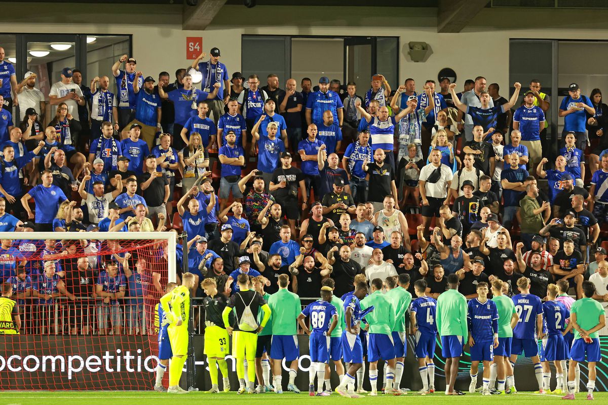 Direct în istorie! Echipa din Gibraltar a învins campioana și a ȘOCAT Europa