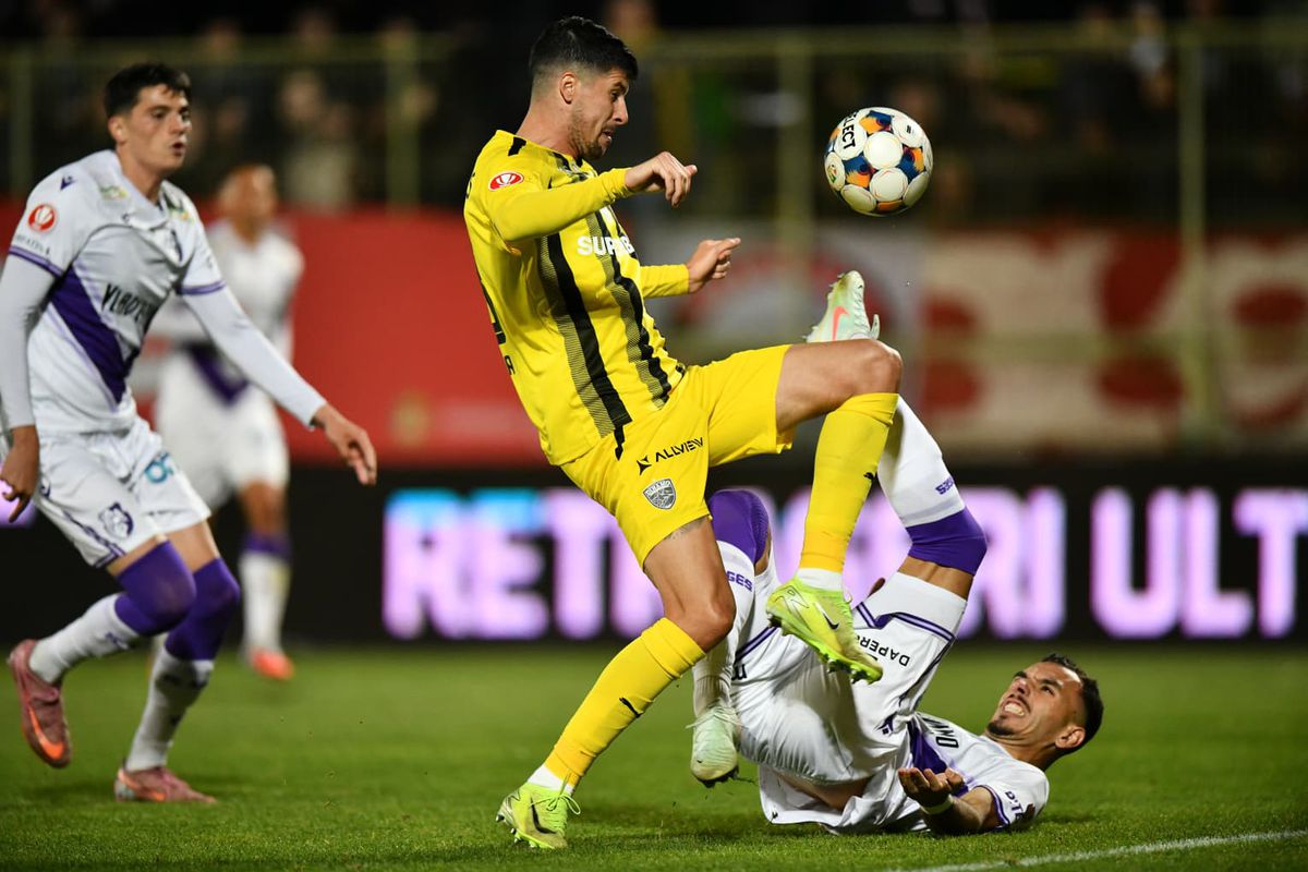 Dinamoviștii criticați de Ilie Dumitrescu după 1-1 cu Argeș: „Al doilea la meci la rând când nu se ridică la un nivel foarte bun”