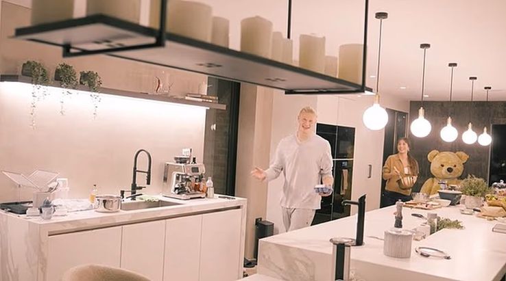 Casa lui Erling Haaland / YouTube @erling