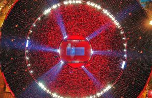 ROGER FEDERER - ALEXANDER ZVEREV // VIDEO + FOTO Federer și Zverev au stabilit un record de audiență! Meci cu peste 42.000 de fani în tribună în Mexic