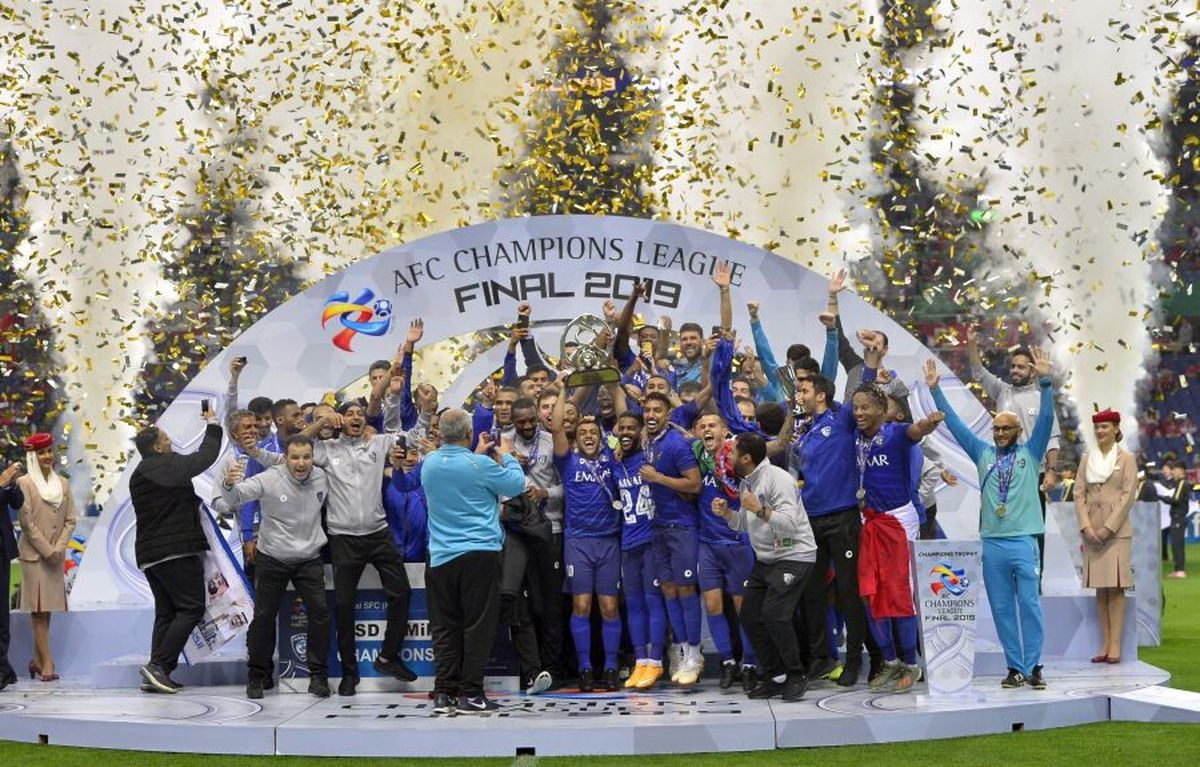 URAWA RED DIAMONDS - AL HILAL 0-2 // FOTO + VIDEO » Răzvan Lucescu a câștigat Liga Campionilor Asiei! Al Hilal, primul trofeu după 19 ani + record stabilit de român